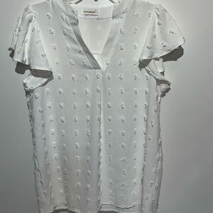 Fantaslook Women's White Swiss Dot V-Neck Flutter Short Sleeve Blouse Size Small